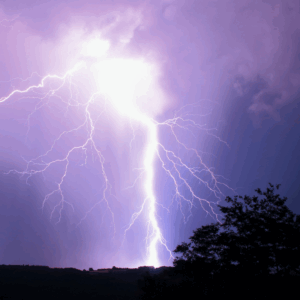 Souveräne Selbstführung wenn Emotionen hochkochen. Ein Blitz am Himmel